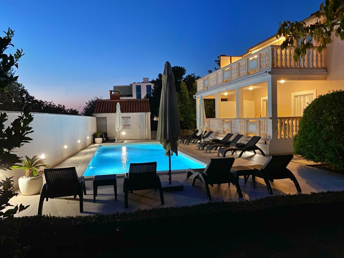 Apartments Saric Biograd Na Moru Exterior foto