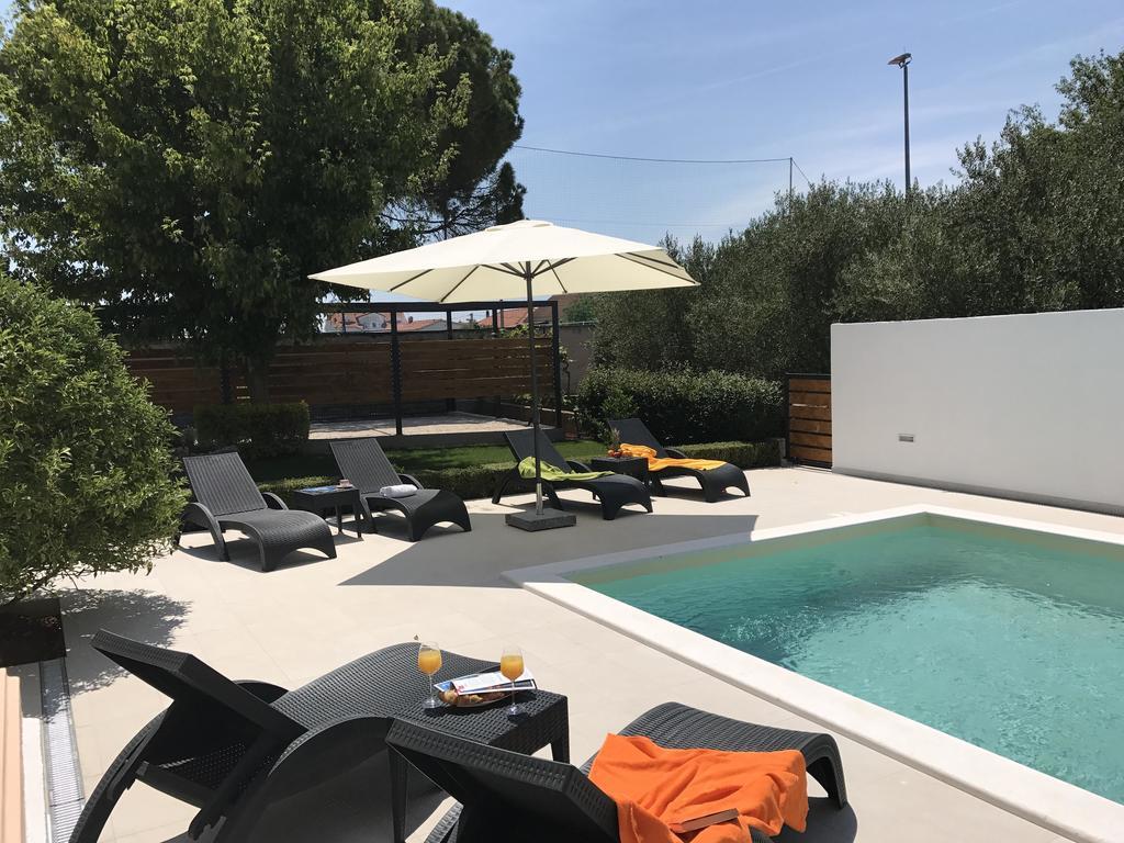 Apartments Saric Biograd Na Moru Exterior foto