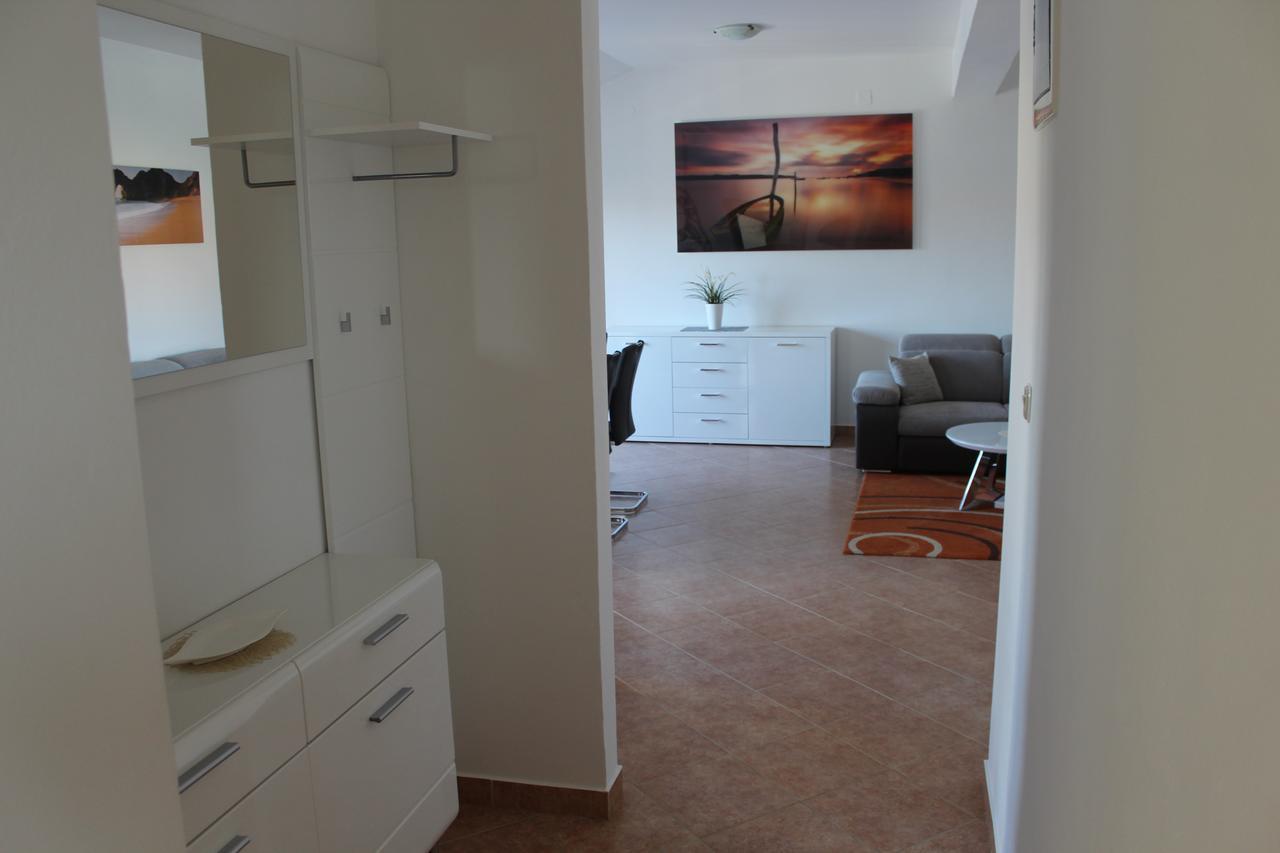 Apartments Saric Biograd Na Moru Exterior foto